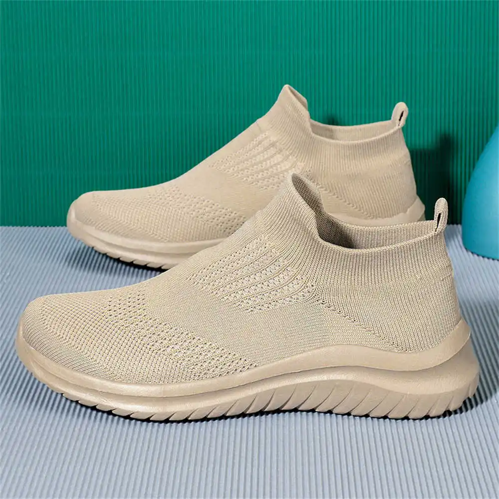 Beige Zachte Nieuwe Nieuwighei - Tech Accessories Business recensie en prijs